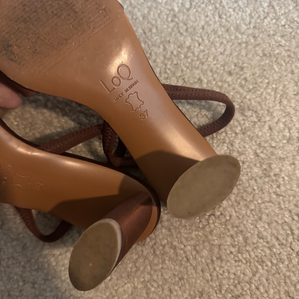 LOQ Felipa satin slingback heels (size 37) - Picture 6 of 9